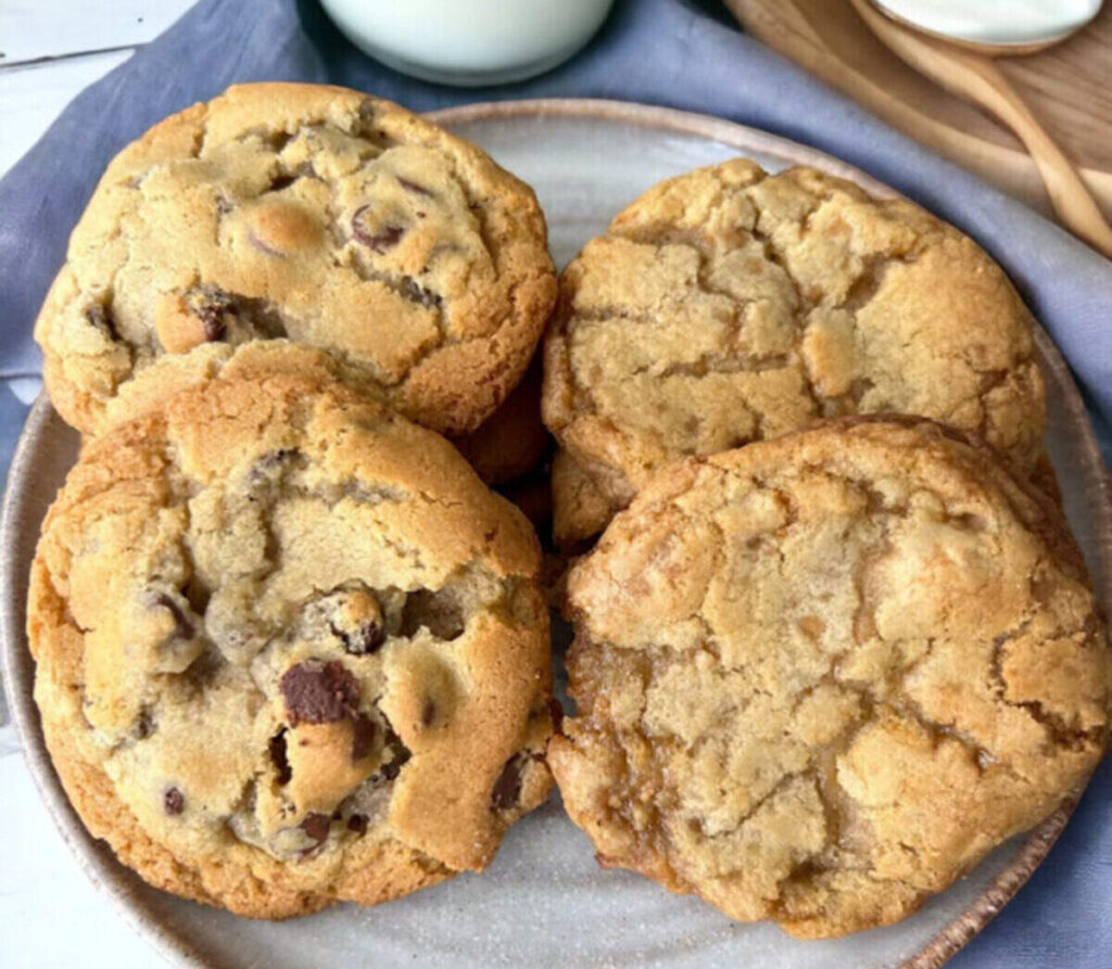 The Ultimate Chewy Cookie Dough - Minas Bakery