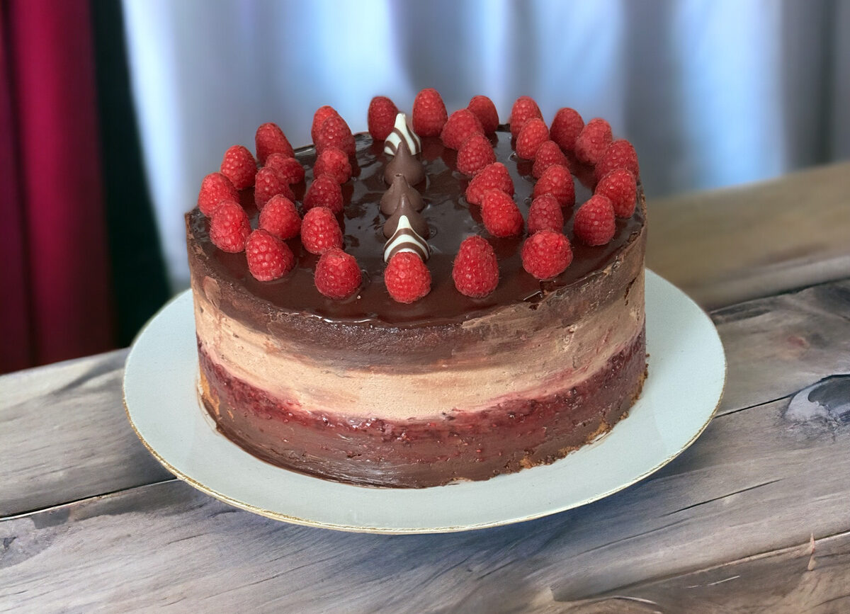 Chocolate Raspberry Cake (video)