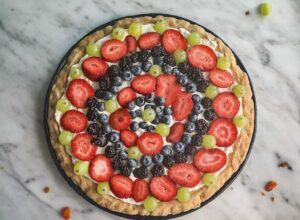 Easy Fruit Pizza Recipe with Cream Cheese Frosting (Video)