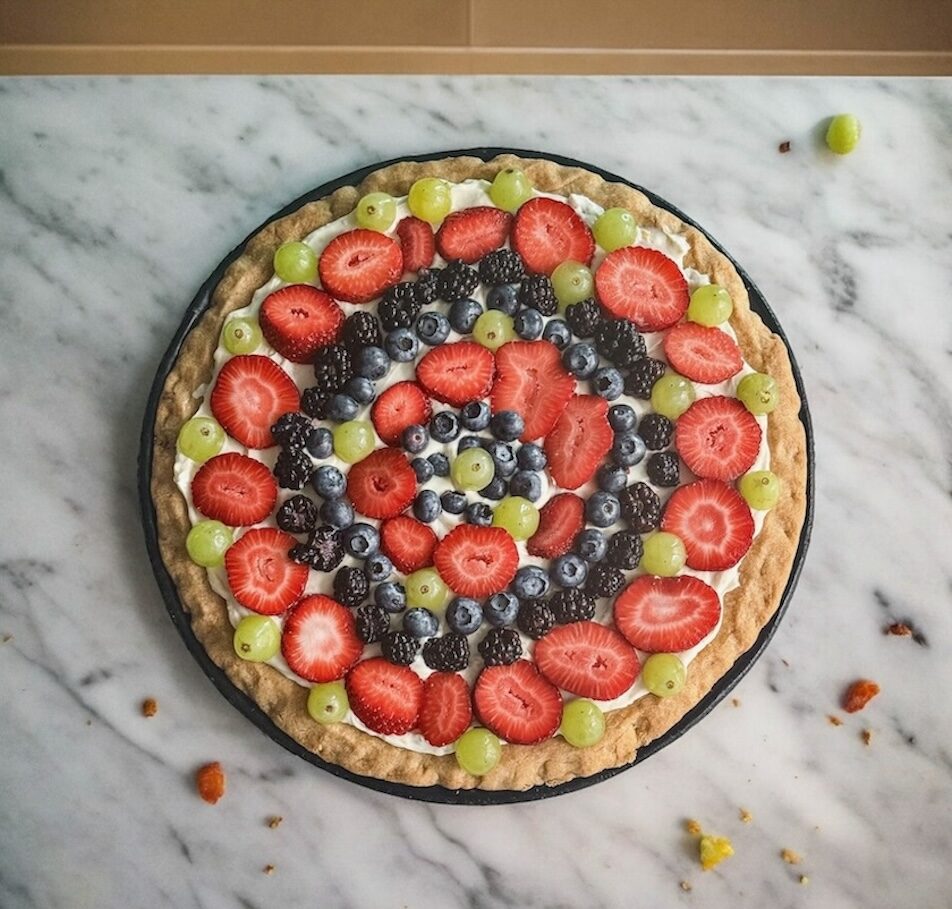 Easy Fruit Pizza Recipe with Cream Cheese Frosting (Video)