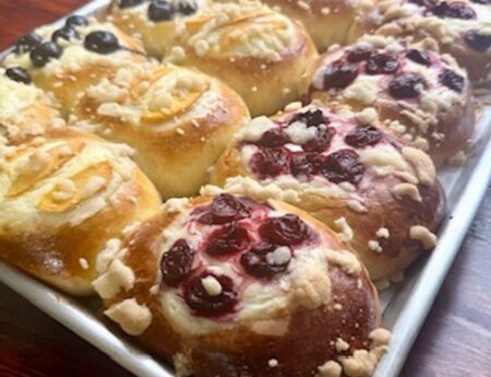 Czech Kolaches with Cheese and Fruits – Jumbo Size