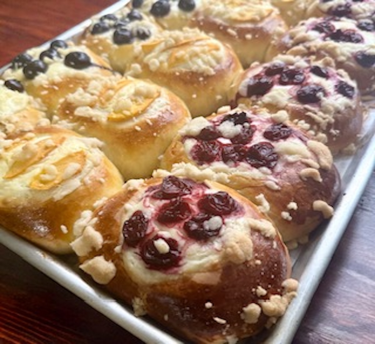 Czech Kolaches with Cheese and Fruits – Jumbo Size