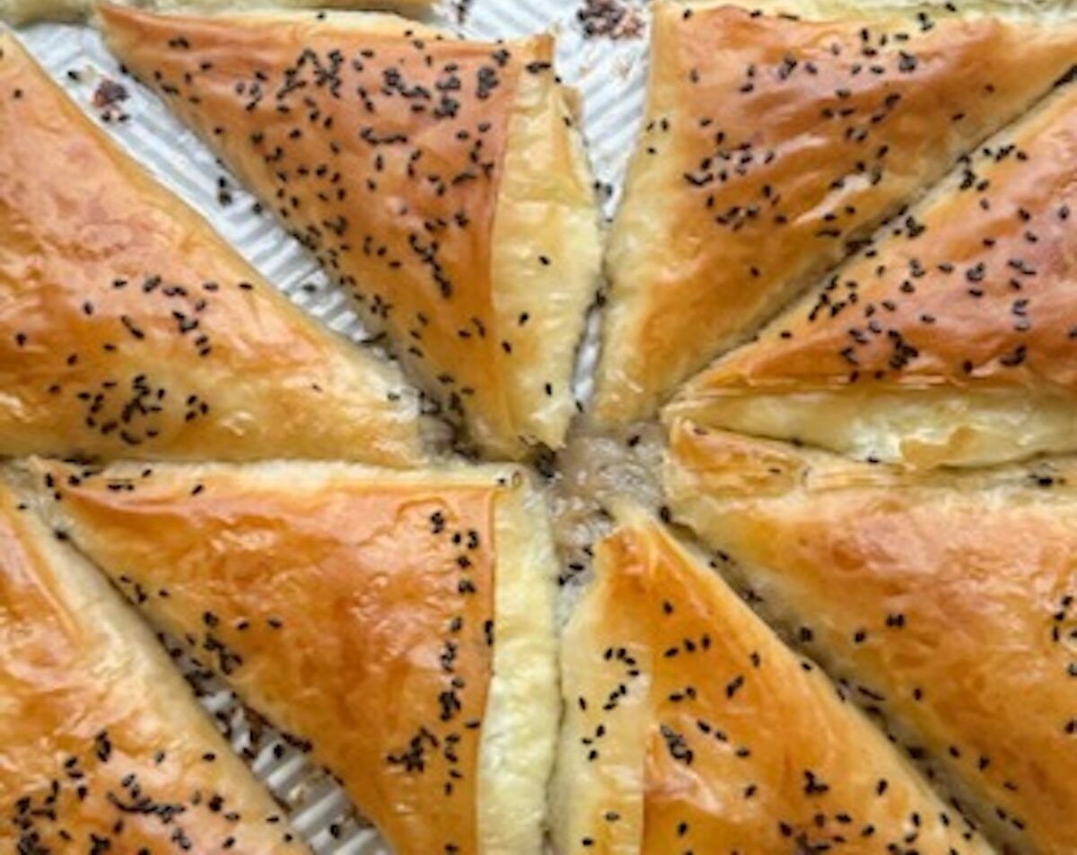 Baked Phyllo Cheese Triangles – Savory Pastry (video)