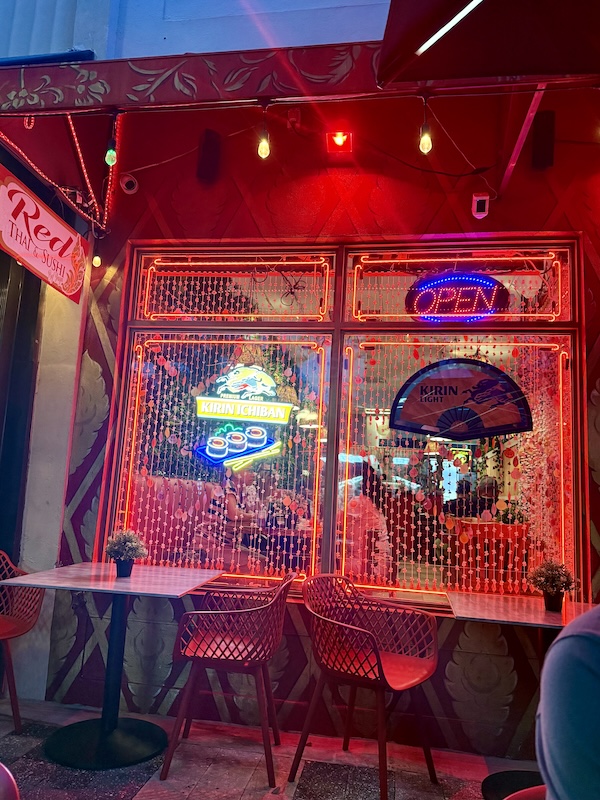 Red Thai & Sushi in Hollywood, FL – Safe and Sorry