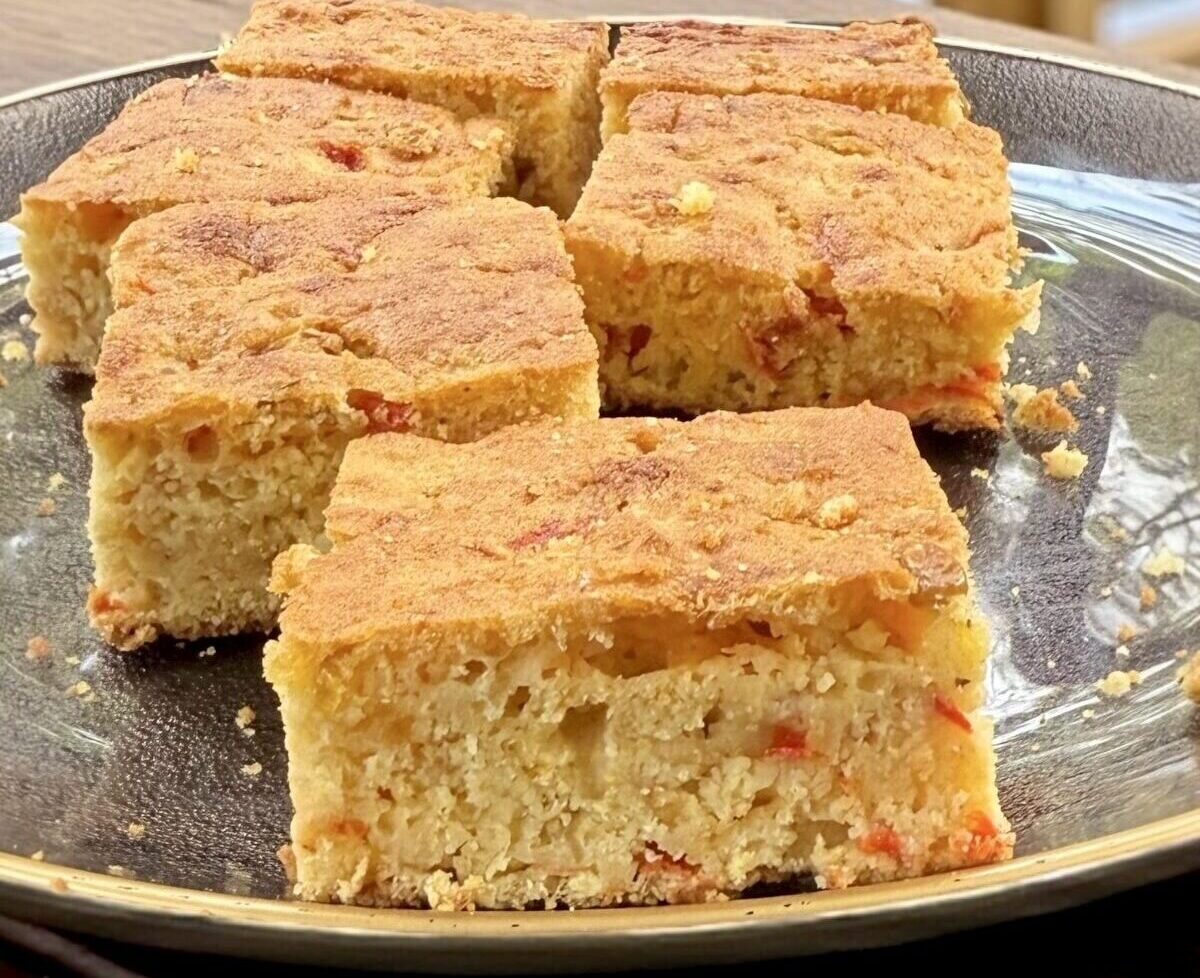 Cornbread with Cheddar Cheese