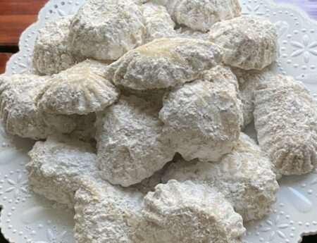 Traditional Bosnian Šape (Paw Cookies)
