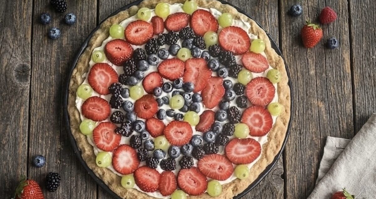 The Best Fruit Pizza with Sugar Cookie Crust