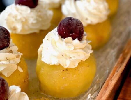 Bosanske Tufahije: Tradicionalni Recept za Jabuke s Orasima